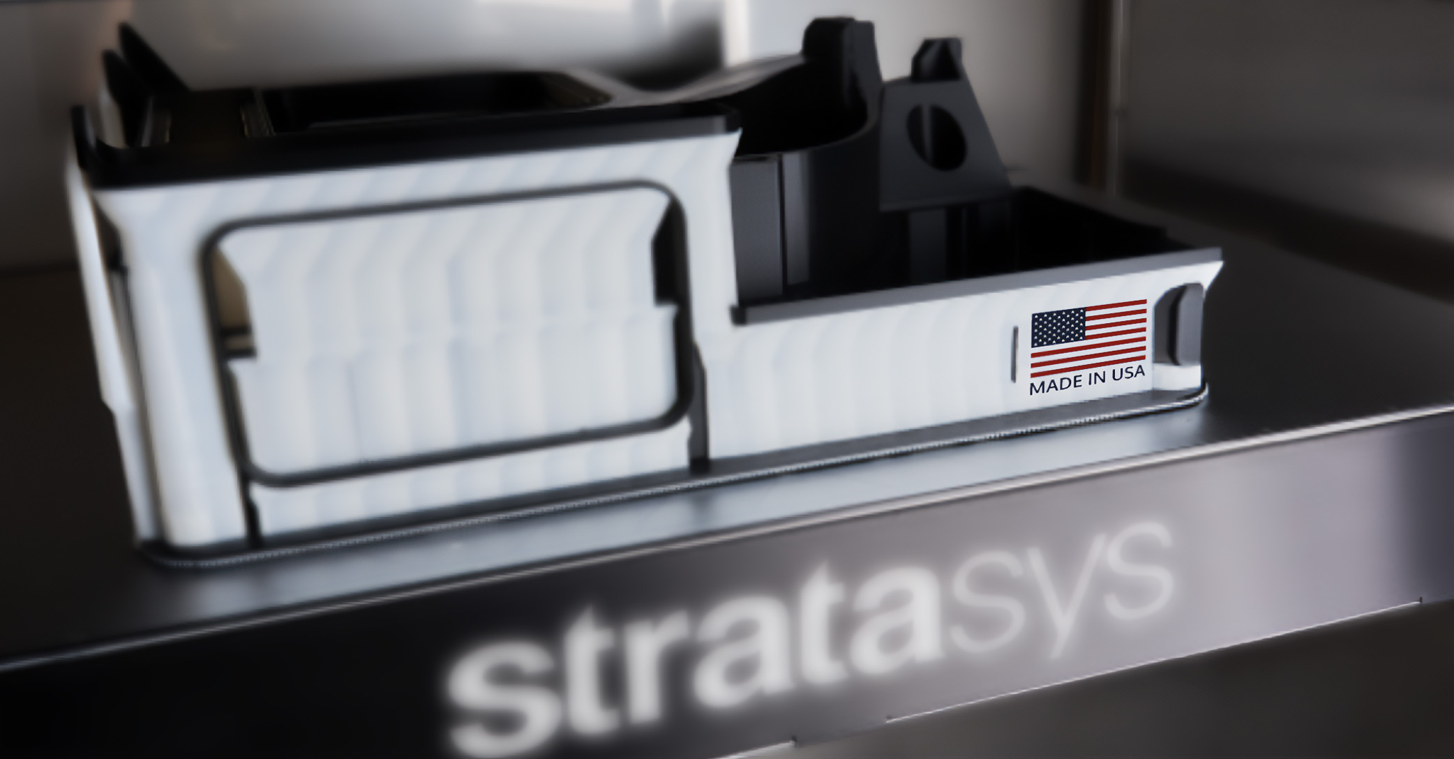 Bringing-Manufacturing-Back-to-the-USA-with-3D-Printing-background